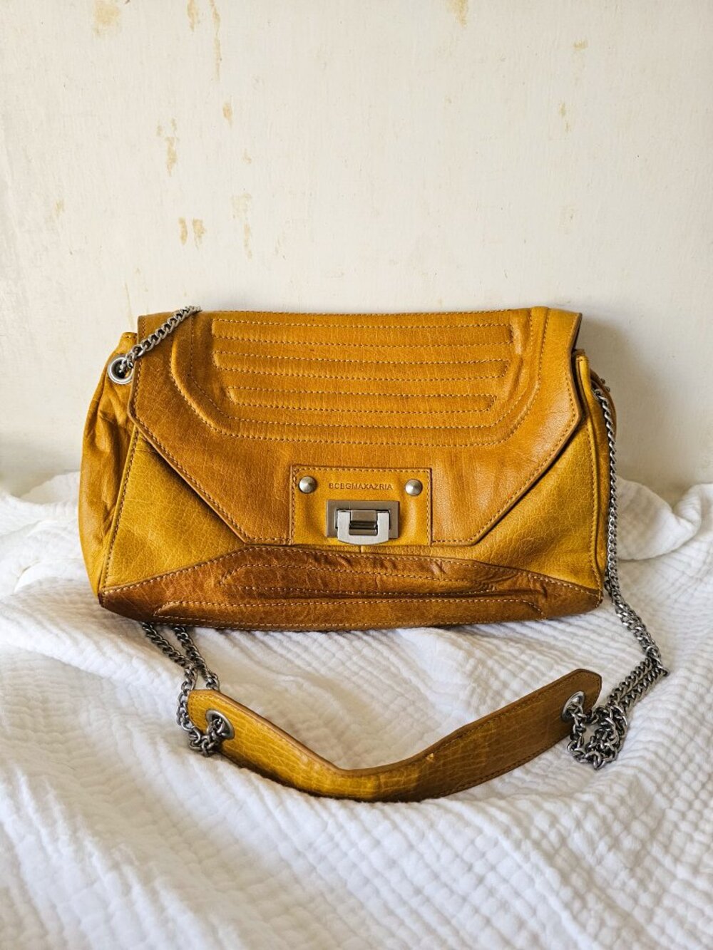 BCBGMAXAZRIA Mustard Yellow Leather Chain Strap Shoulder Bag